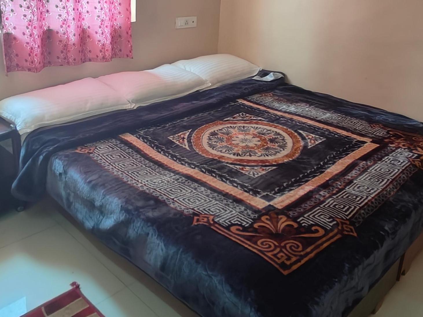 Hrs Budget Rooms Udagamandalam Zimmer foto